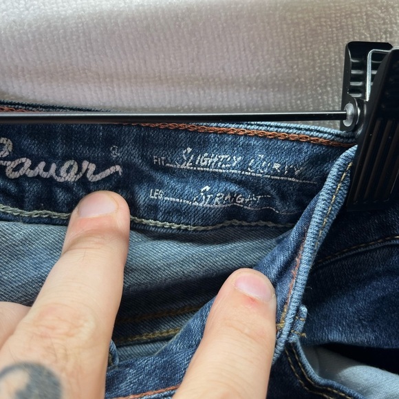 Eddie Bauer Slightly Curvy Straight Leg Jeans Womens 10 Blue Denim Stretch 2243 - Picture 3 of 12